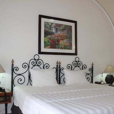 Hotel Concierge Plaza Colima Exterior photo